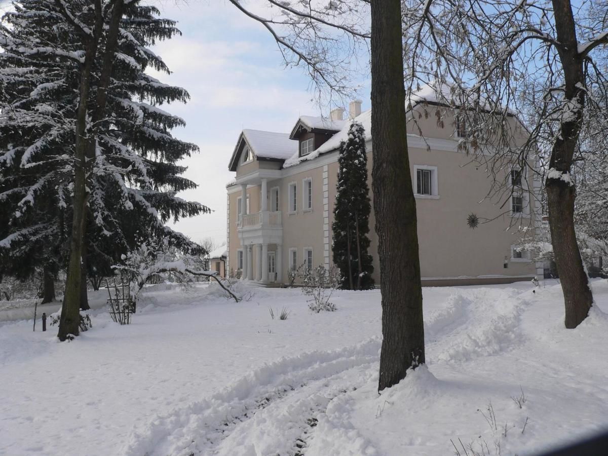 Курортные отели Dwór w Odonowie Odonów-14