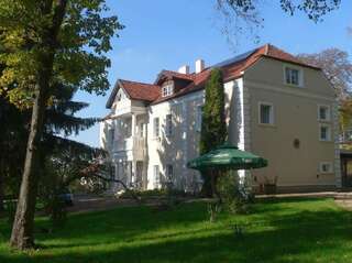 Курортные отели Dwór w Odonowie Odonów-2